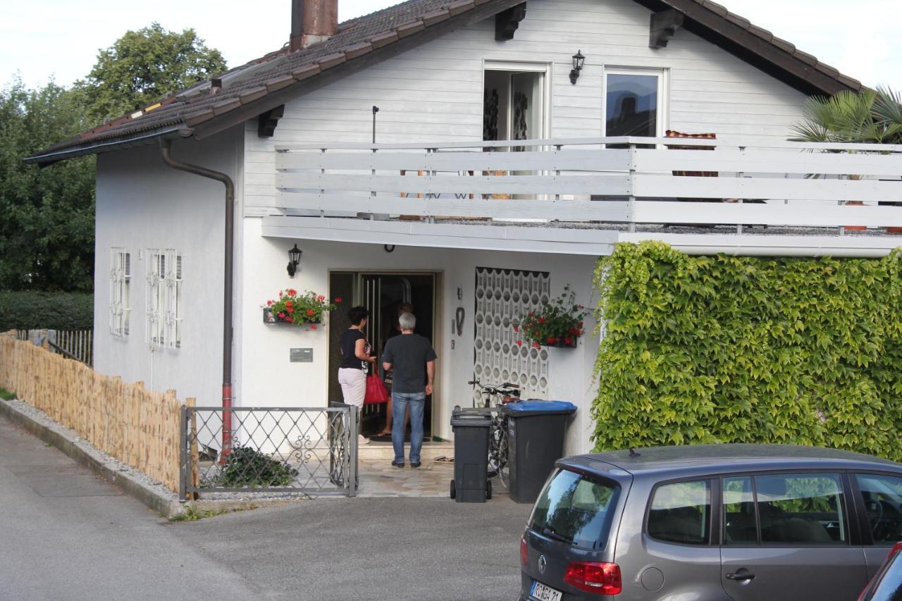 Ferienwohnung Das Inge Die Oberne In Bernau 基姆湖畔贝尔瑙 外观 照片